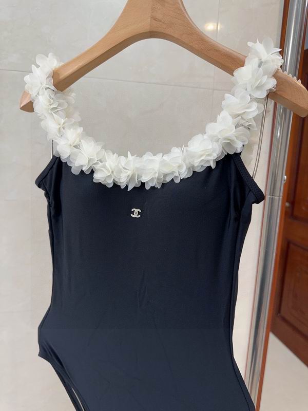 Chanel S-L 137 (3)